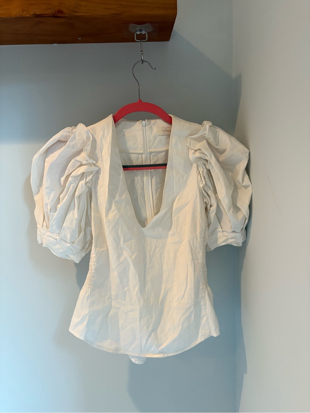 Vintage White V-Neck Puff-Sleeve Blouse